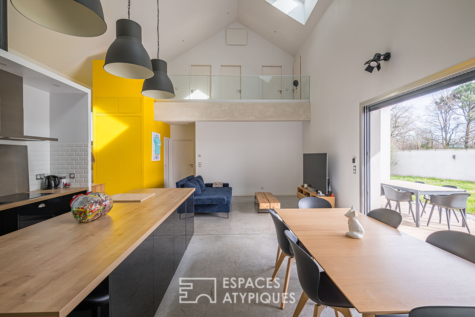Agence immobilière de ESPACES ATYPIQUES BORDEAUX - ESPACES ATYPIQUES BORDEAUX
