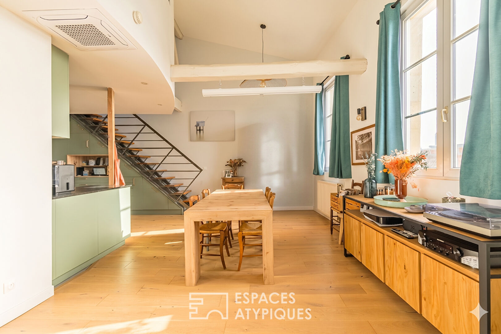 Agence immobilière de ESPACES ATYPIQUES BORDEAUX - ESPACES ATYPIQUES BORDEAUX