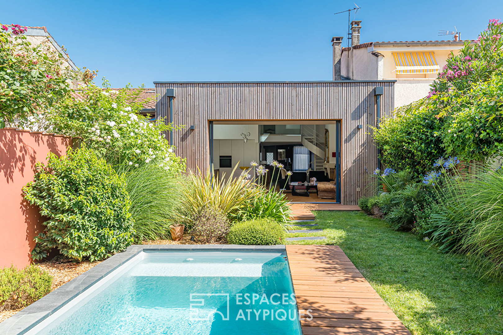 Agence immobilière de ESPACES ATYPIQUES BORDEAUX - ESPACES ATYPIQUES BORDEAUX