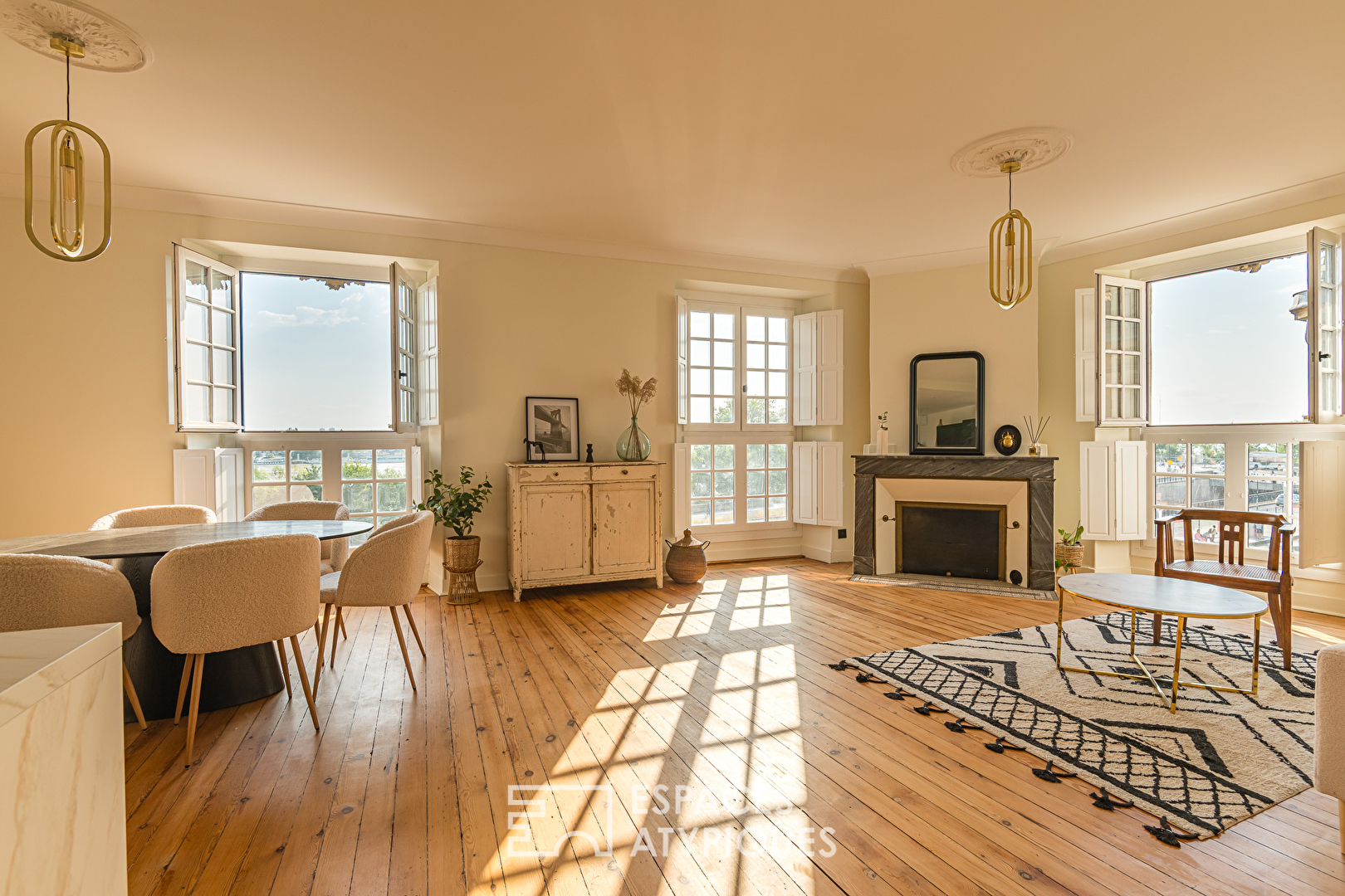 Agence immobilière de ESPACES ATYPIQUES BORDEAUX - ESPACES ATYPIQUES BORDEAUX