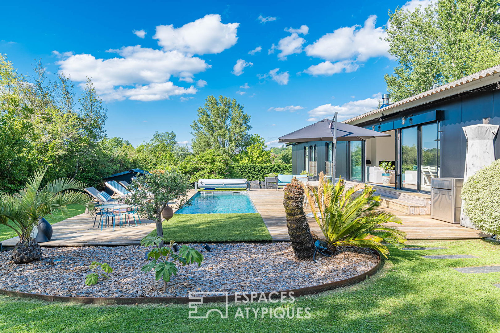 Agence immobilière de ESPACES ATYPIQUES BORDEAUX - ESPACES ATYPIQUES BORDEAUX