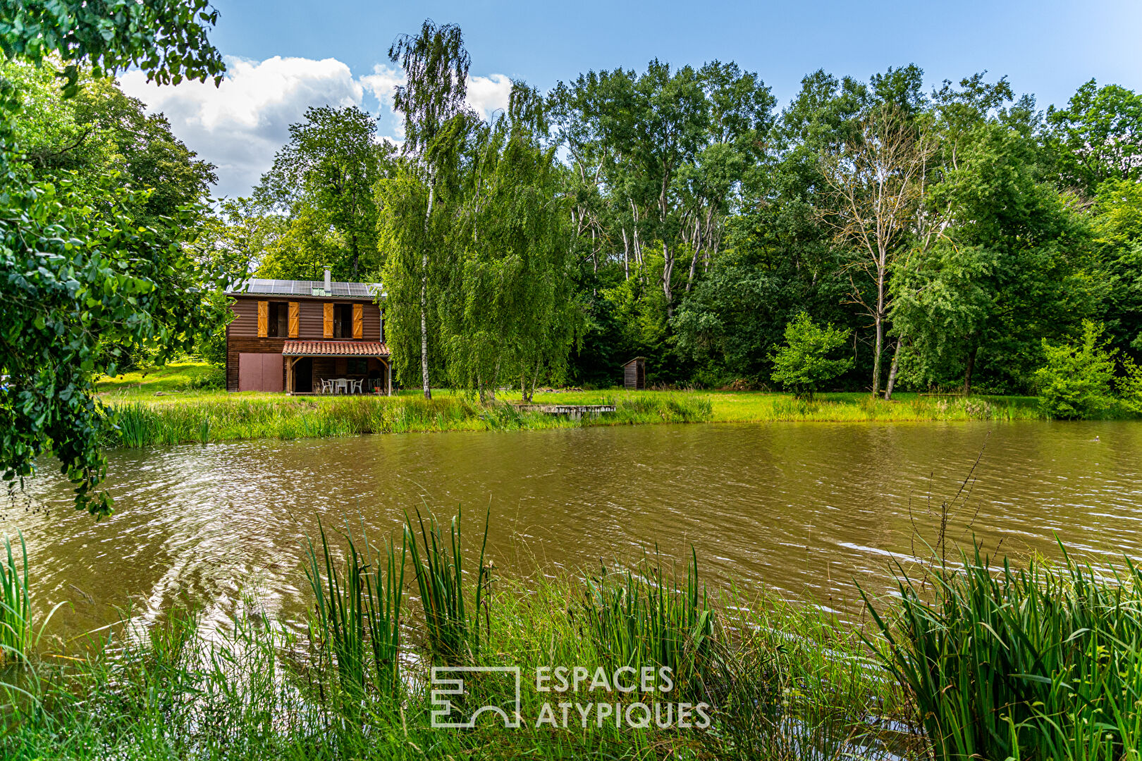 Agence immobilière de ESPACES ATYPIQUES BOURGOGNE
