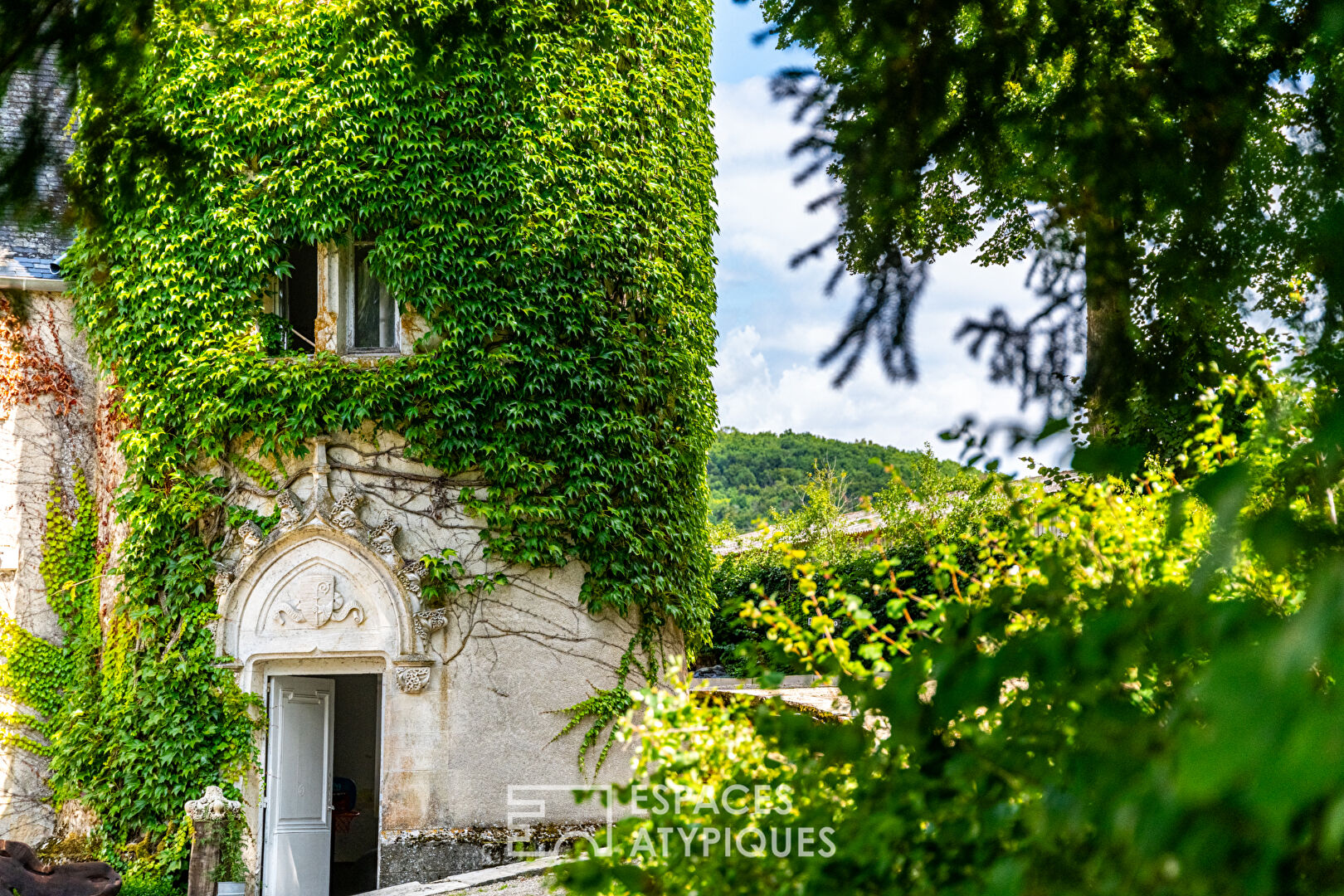 Agence immobilière de ESPACES ATYPIQUES BOURGOGNE