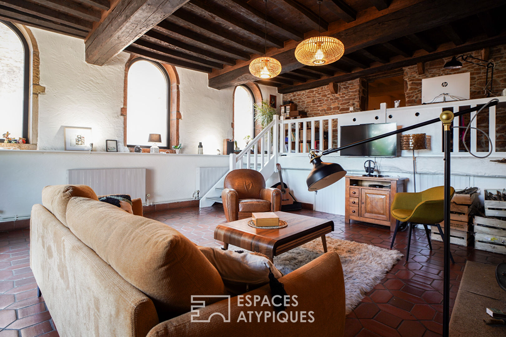 Agence immobilière de ESPACES ATYPIQUES BOURGOGNE