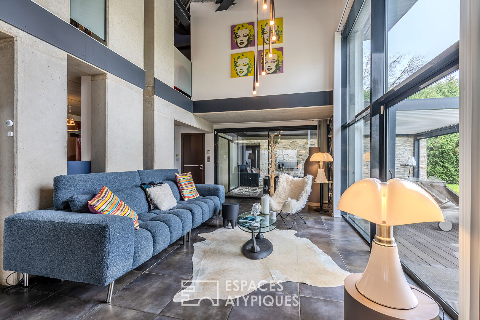 Entre design et nature, maison d'architecte avec piscine et vue dégagée