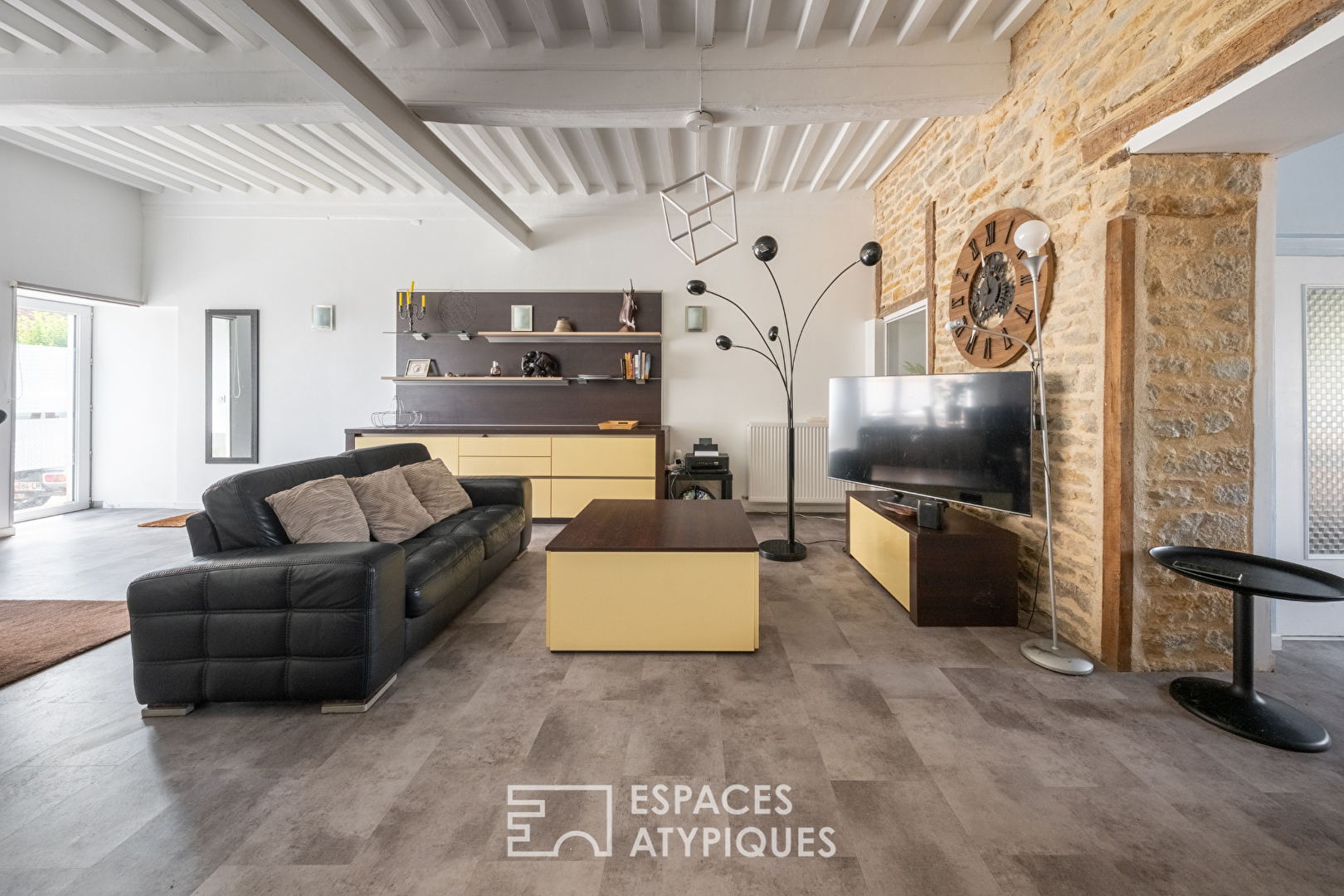 Maison rénovée en coeur de ville de Bourgogne du sud