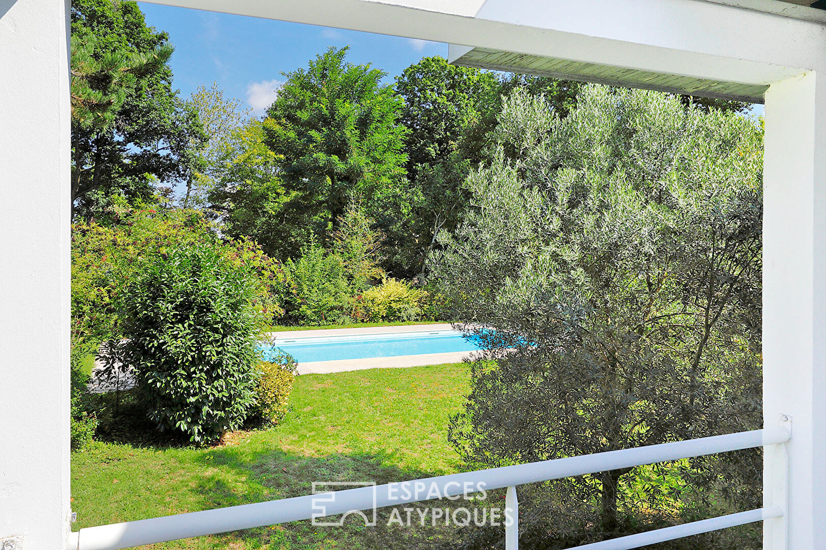 Agence immobilière de ESPACES ATYPIQUES FONTAINEBLEAU