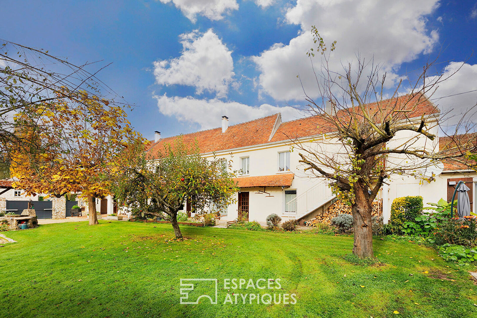 Agence immobilière de ESPACES ATYPIQUES FONTAINEBLEAU