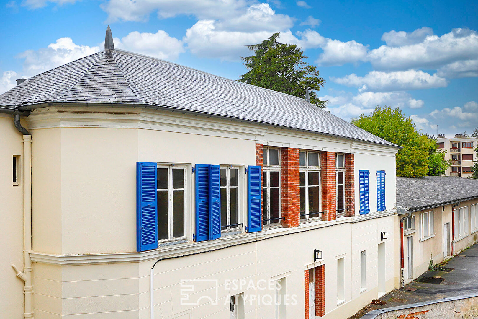 Agence immobilière de ESPACES ATYPIQUES FONTAINEBLEAU