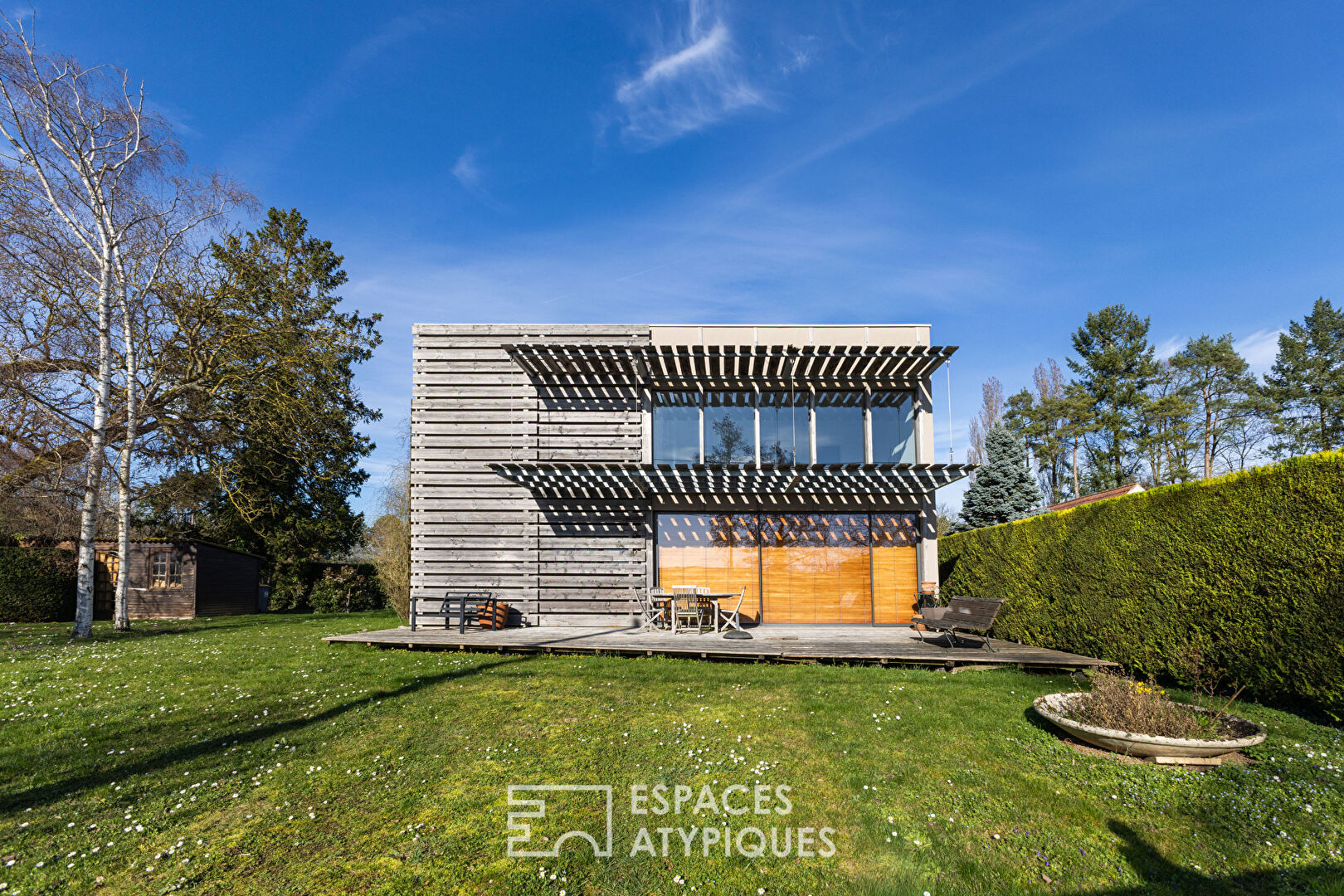 Agence immobilière de ESPACES ATYPIQUES FONTAINEBLEAU