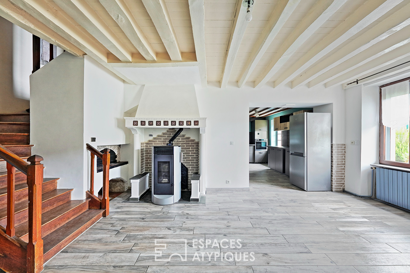 Agence immobilière de ESPACES ATYPIQUES FONTAINEBLEAU