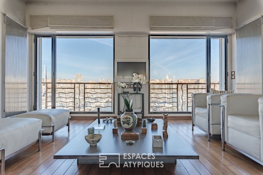 APPARTEMENT ART DÉCO SUR LE VIEUX-PORT Marseille 13174