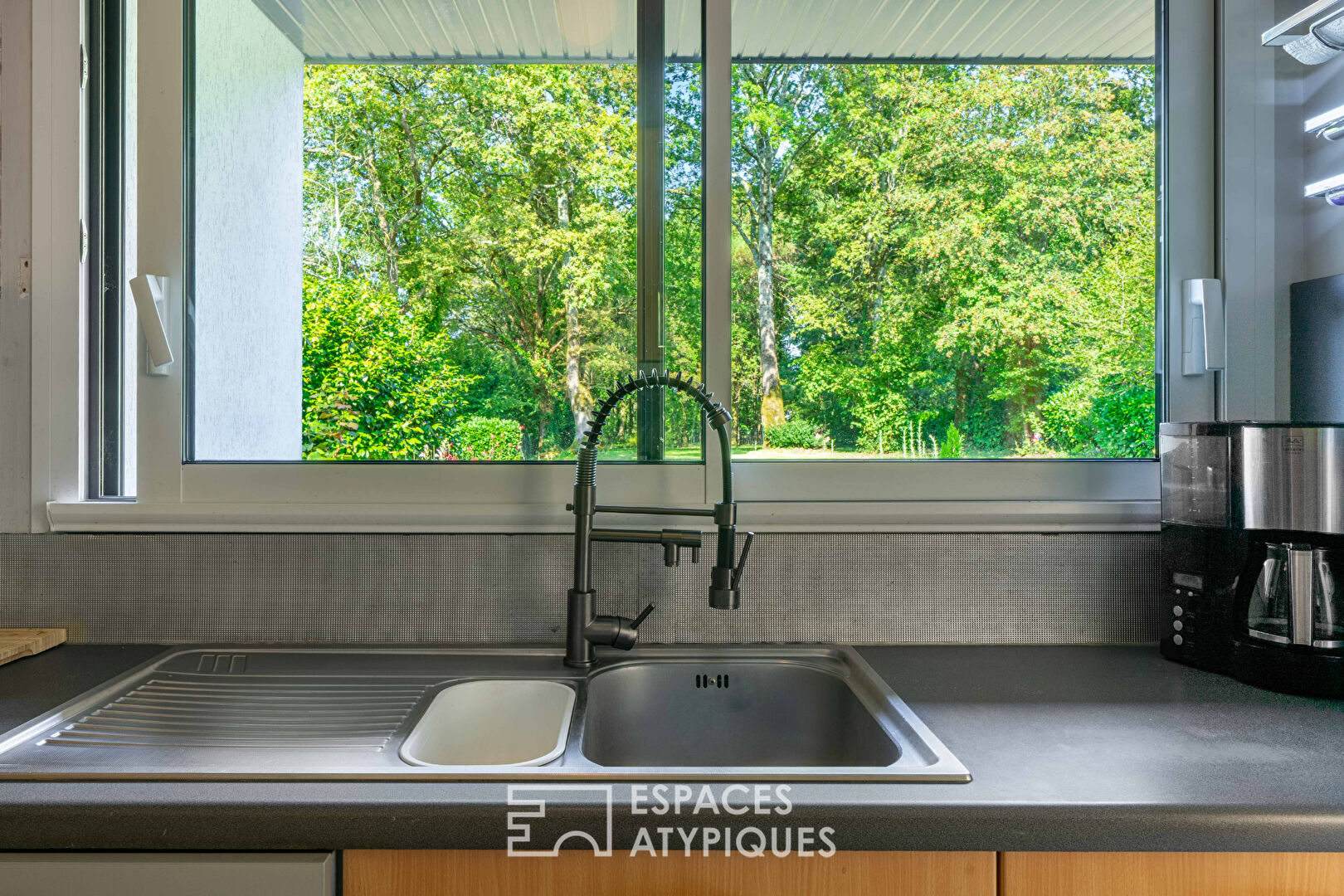 Photo Charmante maison située au calme de sa campagne environnante image 6/6