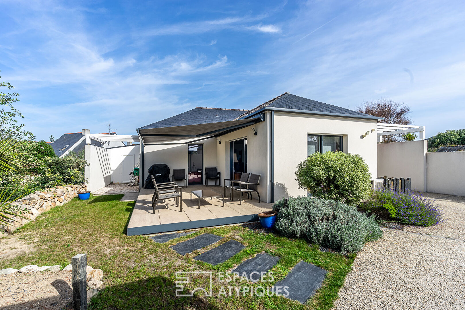 Photo Maison contemporaine à deux pas des plages. image 3/6