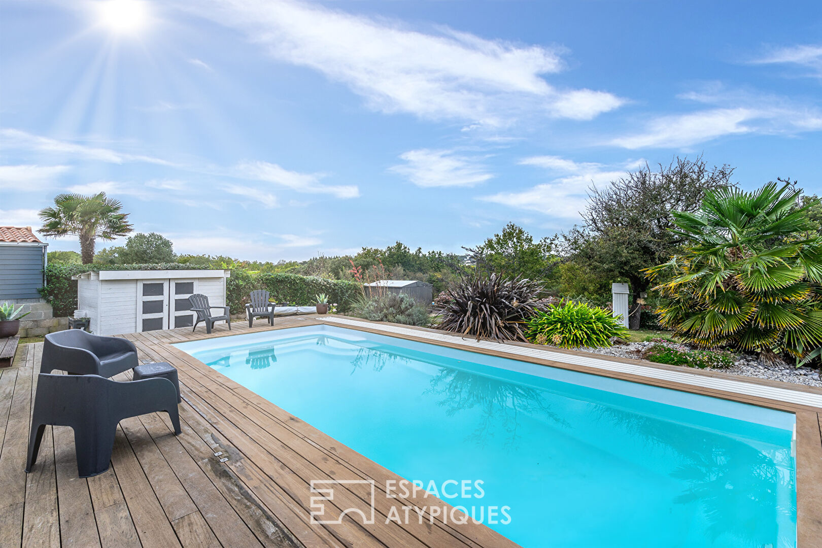 Photo Maison balnéaire avec piscine, spa et sa vue dégagée sur la campagne image 4/6