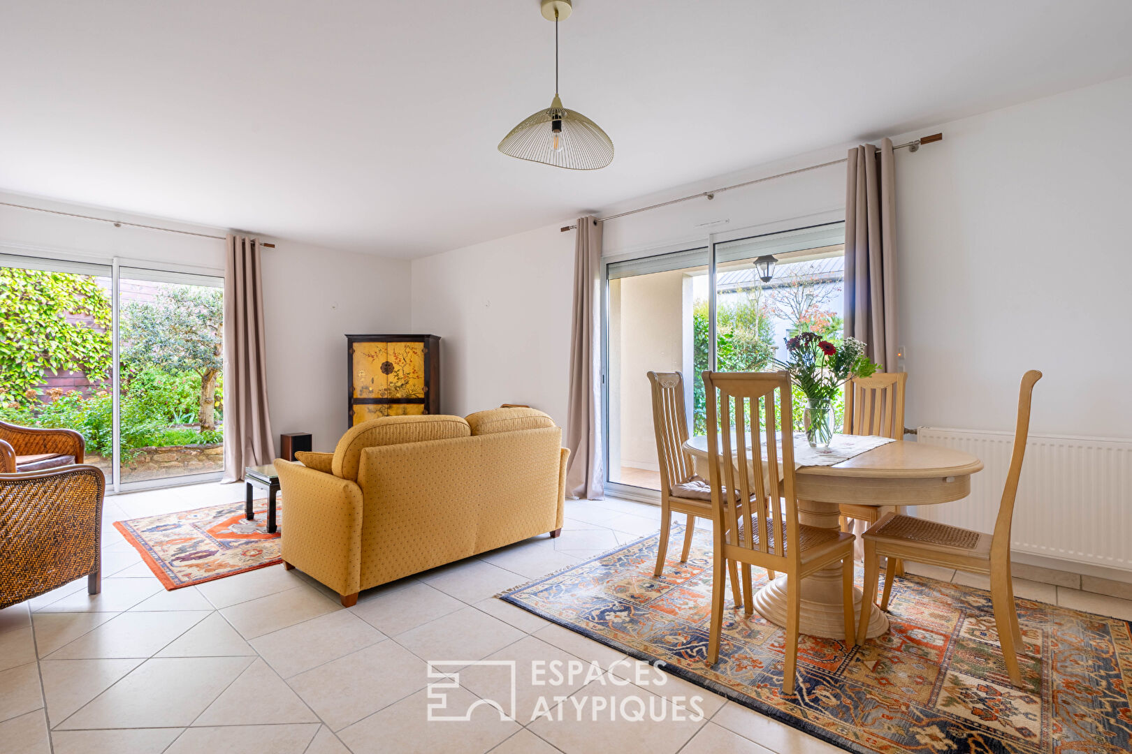 Photo Maison d'architecte aux lignes modernistes à Saint-Herblain image 5/6