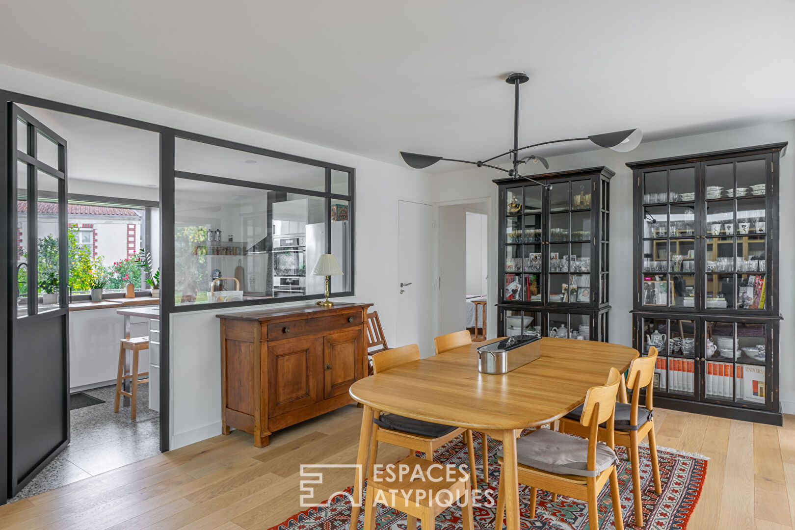 Photo Maison d'architecte dans le centre de Saint Sébastien image 2/6