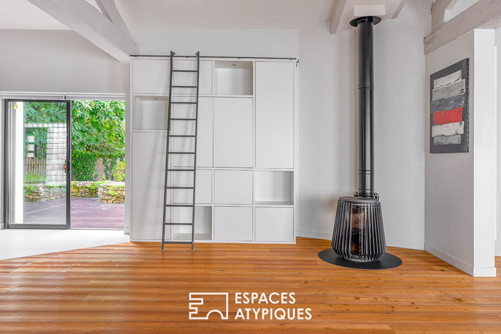 Photo Maison de caractère aménagée dans une ancienne forge rénovée. image 3/4