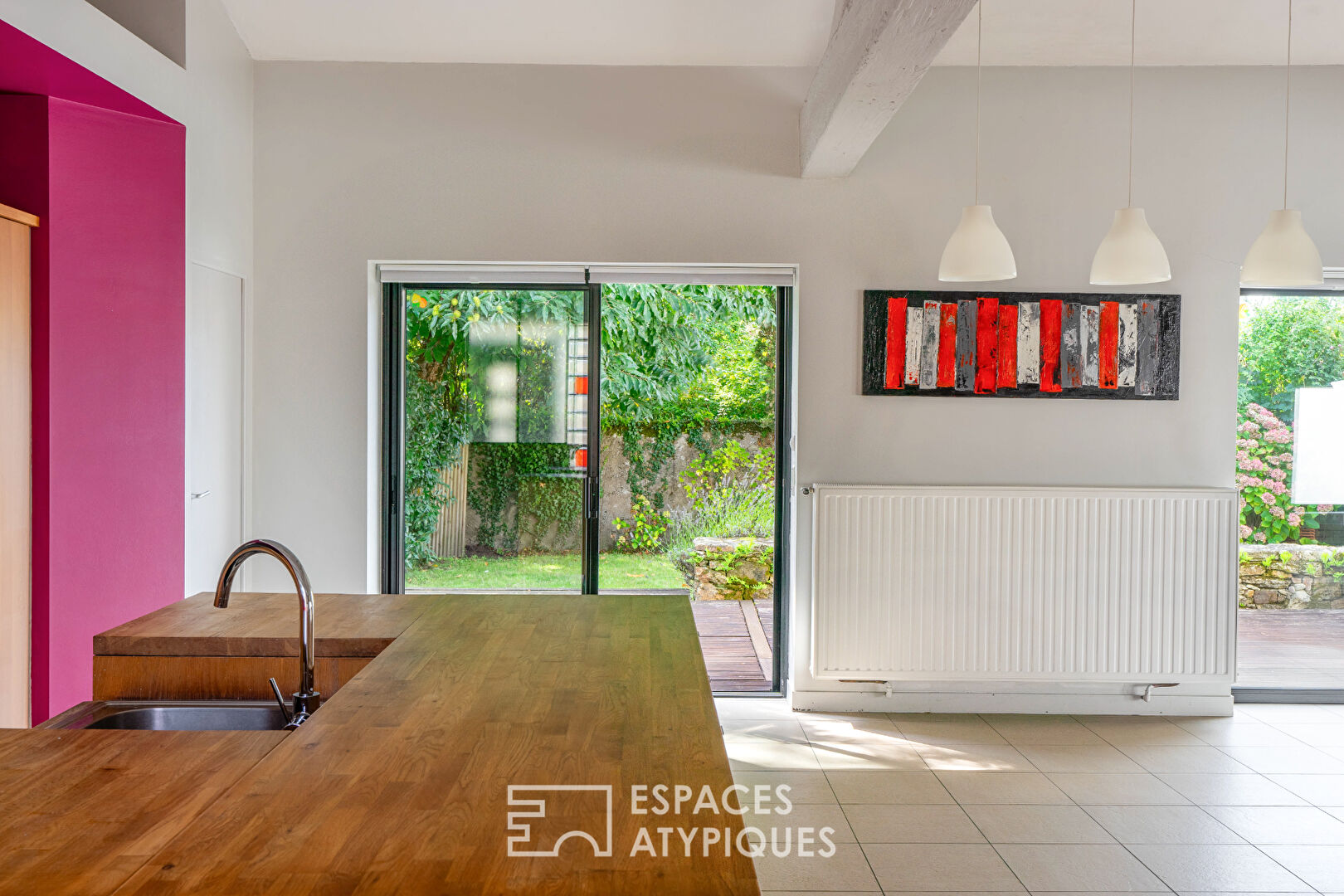 Photo Maison de caractère aménagée dans une ancienne forge rénovée. image 4/4