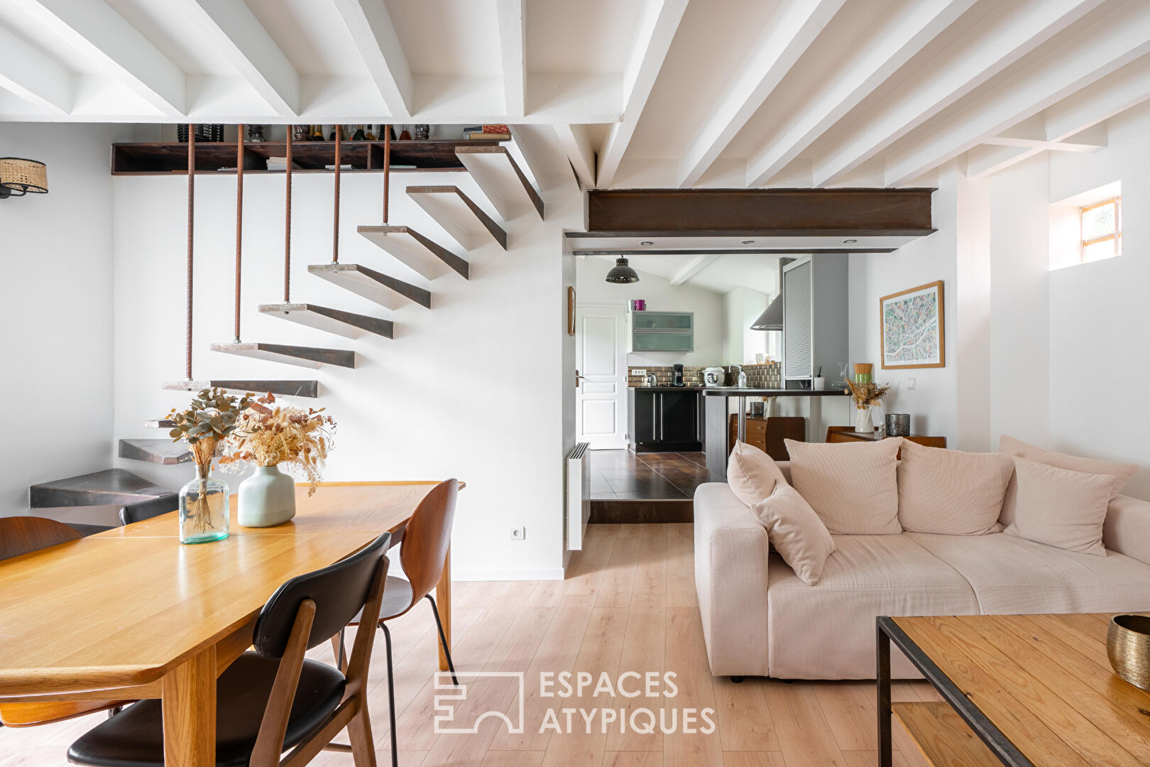 Photo Maison de charme et sa terrasse avec vue image 2/6