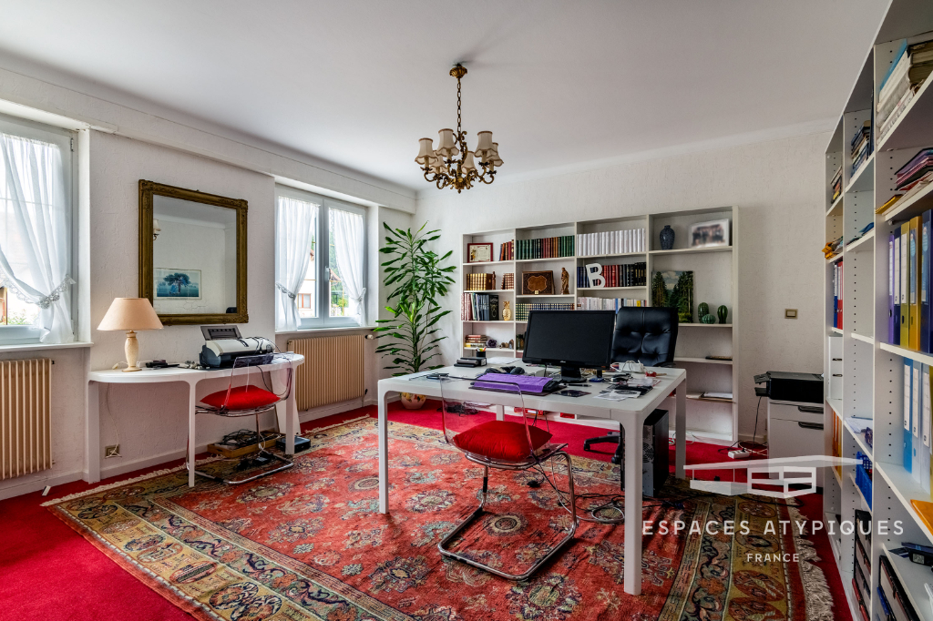 Maison familiale avec piscine intérieure Breuschwickersheim 67112