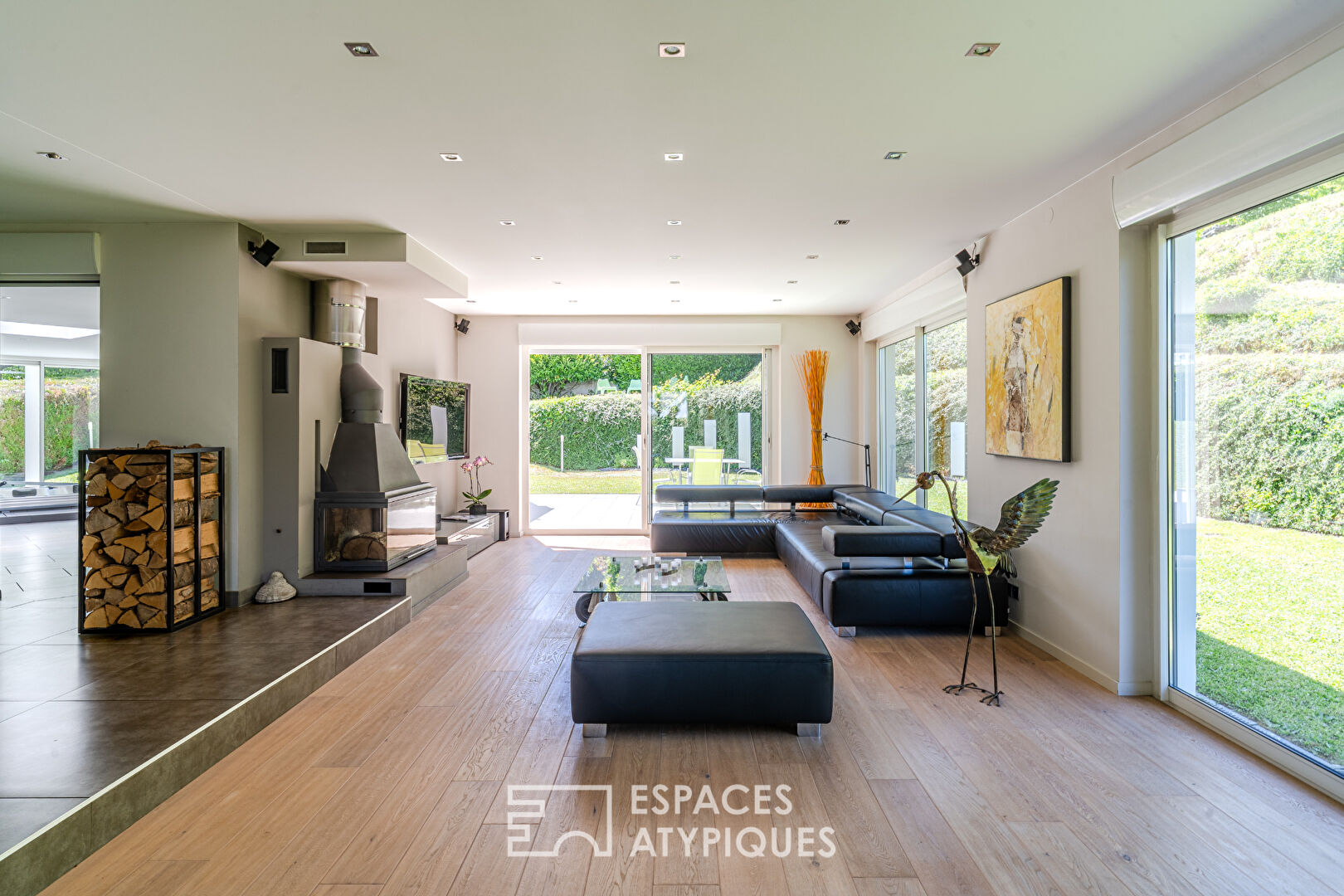 Photo Maison contemporaine sur les hauteurs avec vue Cathédrale image 4/6