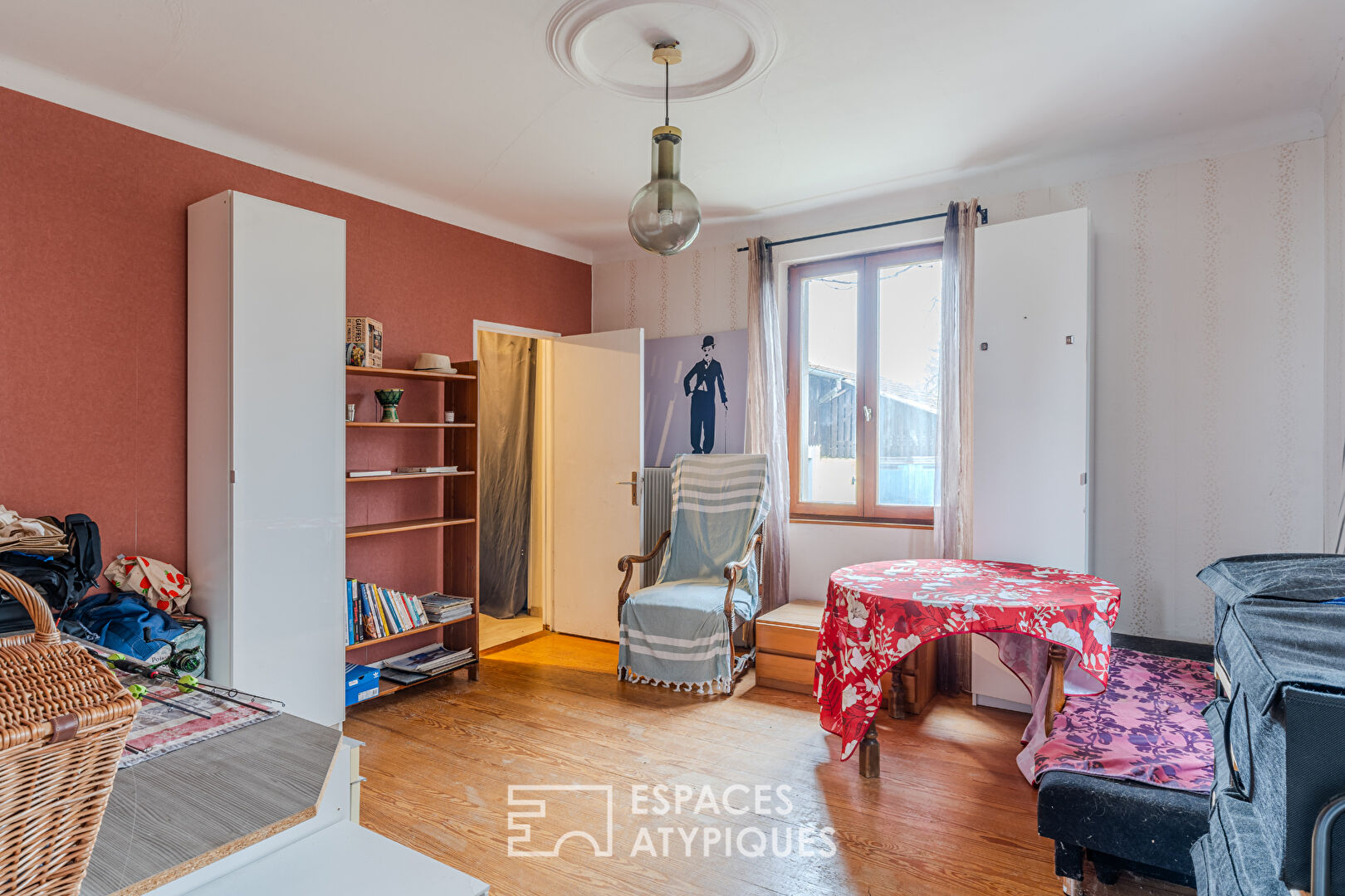 Photo Maison de 1935 et son vaste terrain image 5/6