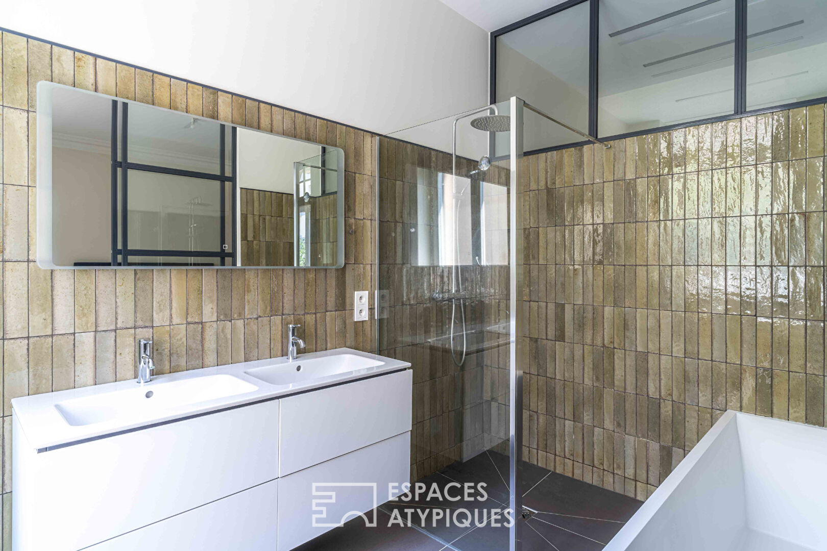 Photo Appartement bourgeois rénové à deux pas de l'Orangerie image 5/6