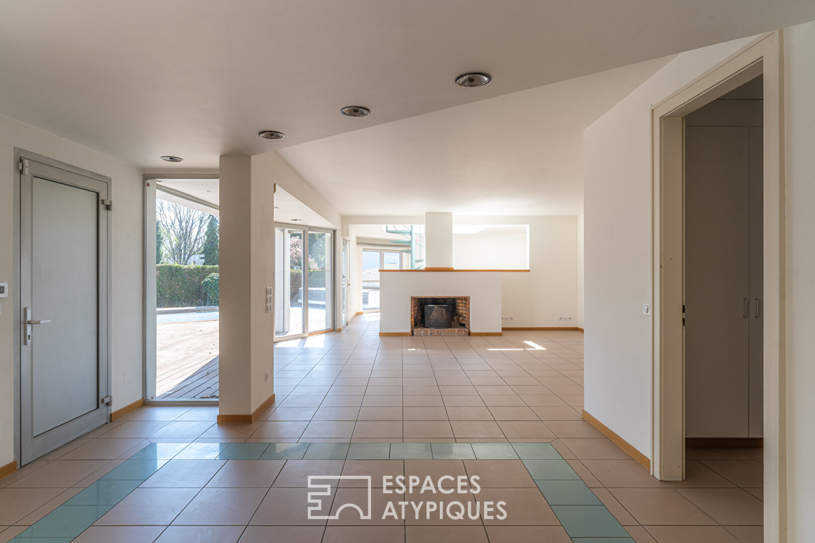 Photo Maison d'architecte et sa piscine à la Robertsau image 6/6