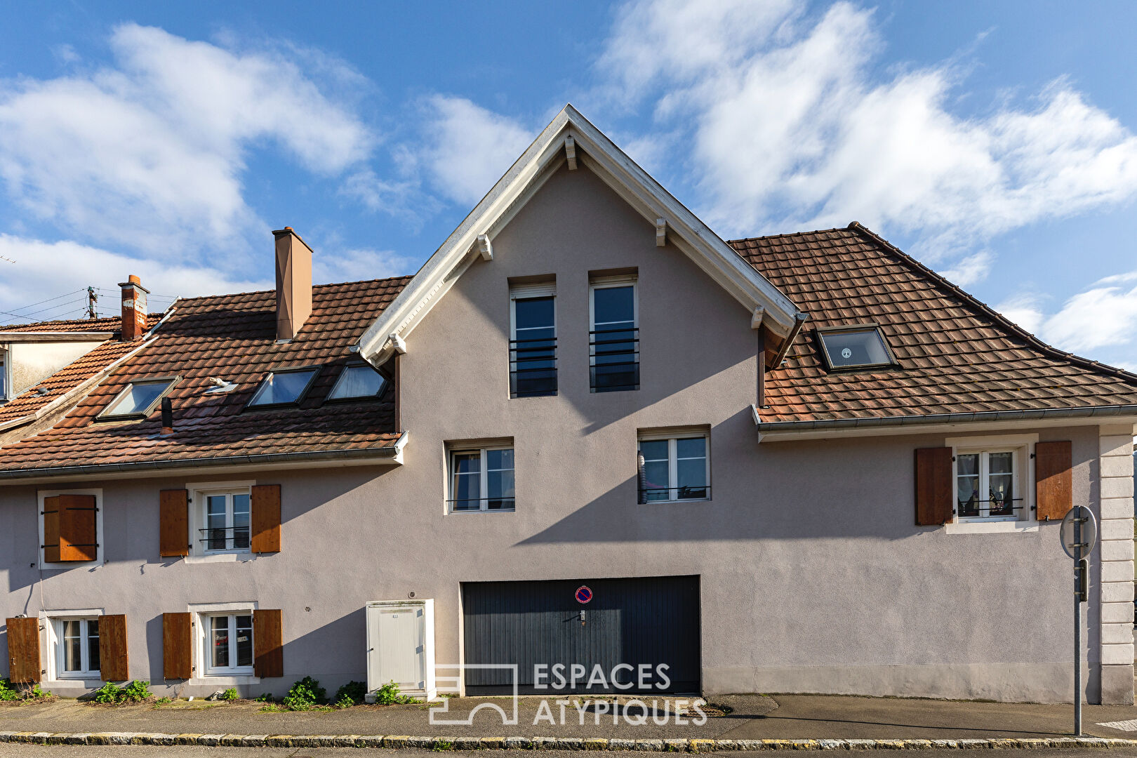 Photo Immeuble de 5 appartements image 1/6