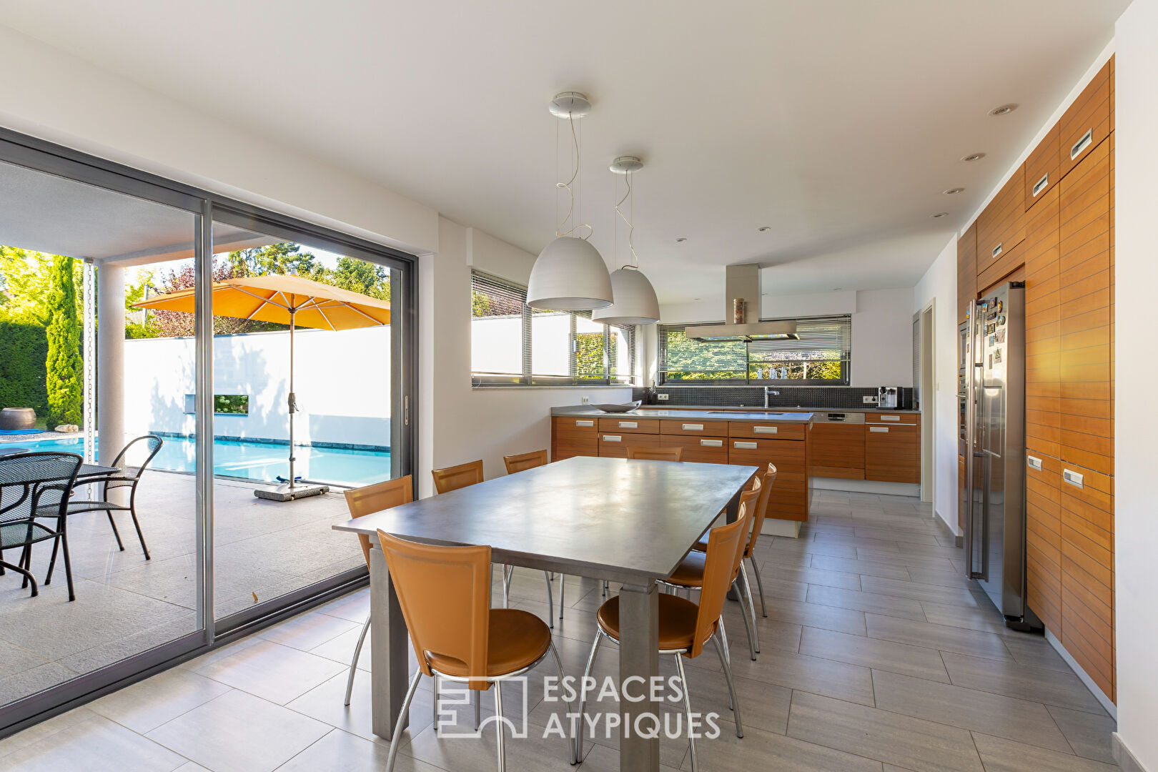 Photo Maison contemporaine et sa piscine au coeur du Rebberg image 3/6