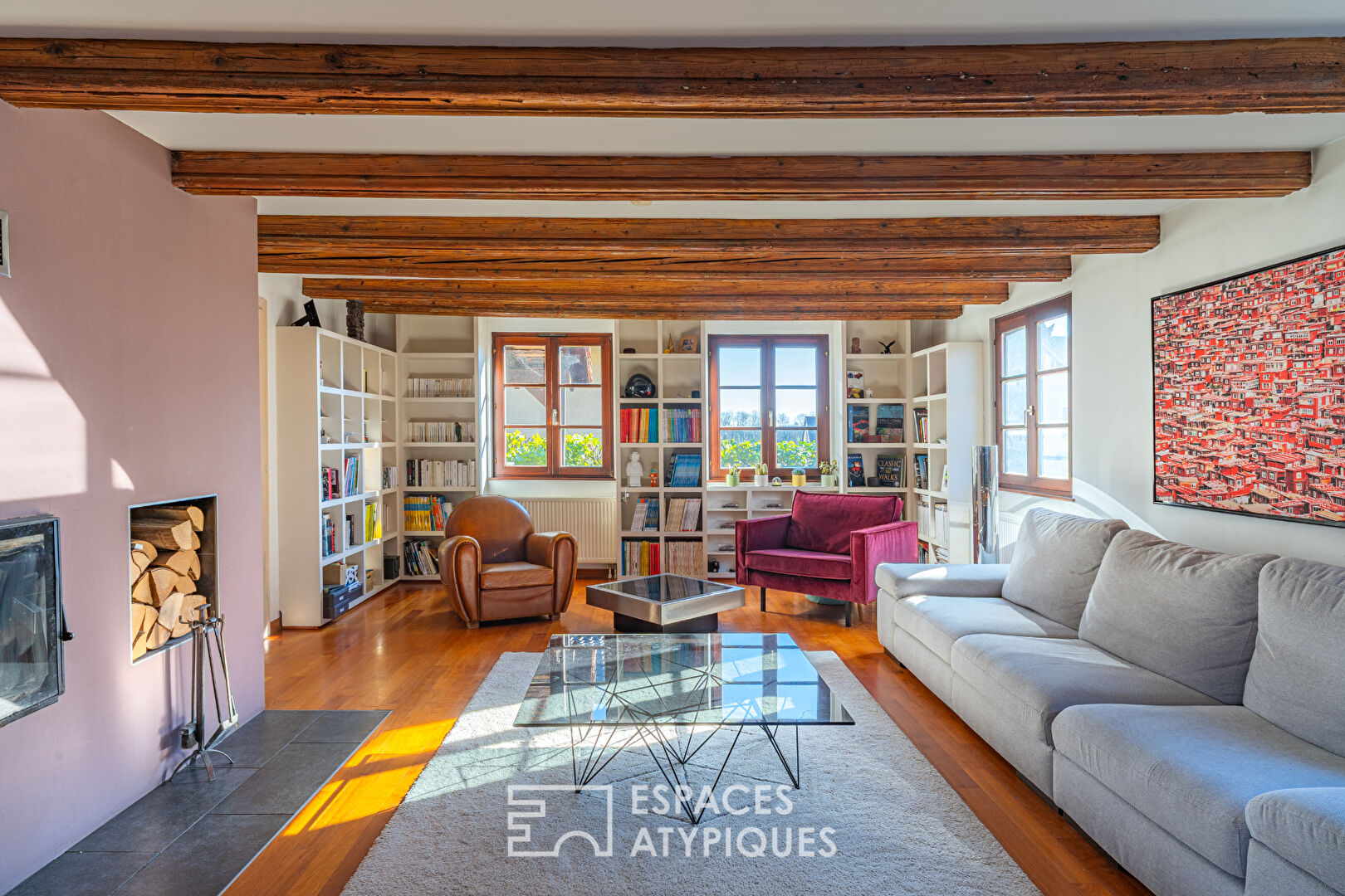 Photo Ancien relais de poste rénové avec piscine et jardin paysager image 6/6