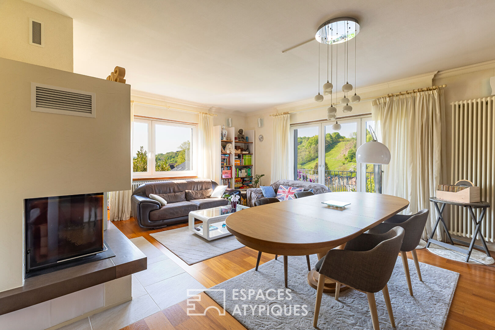 Maison familiale avec vue dégagée sur la verdure