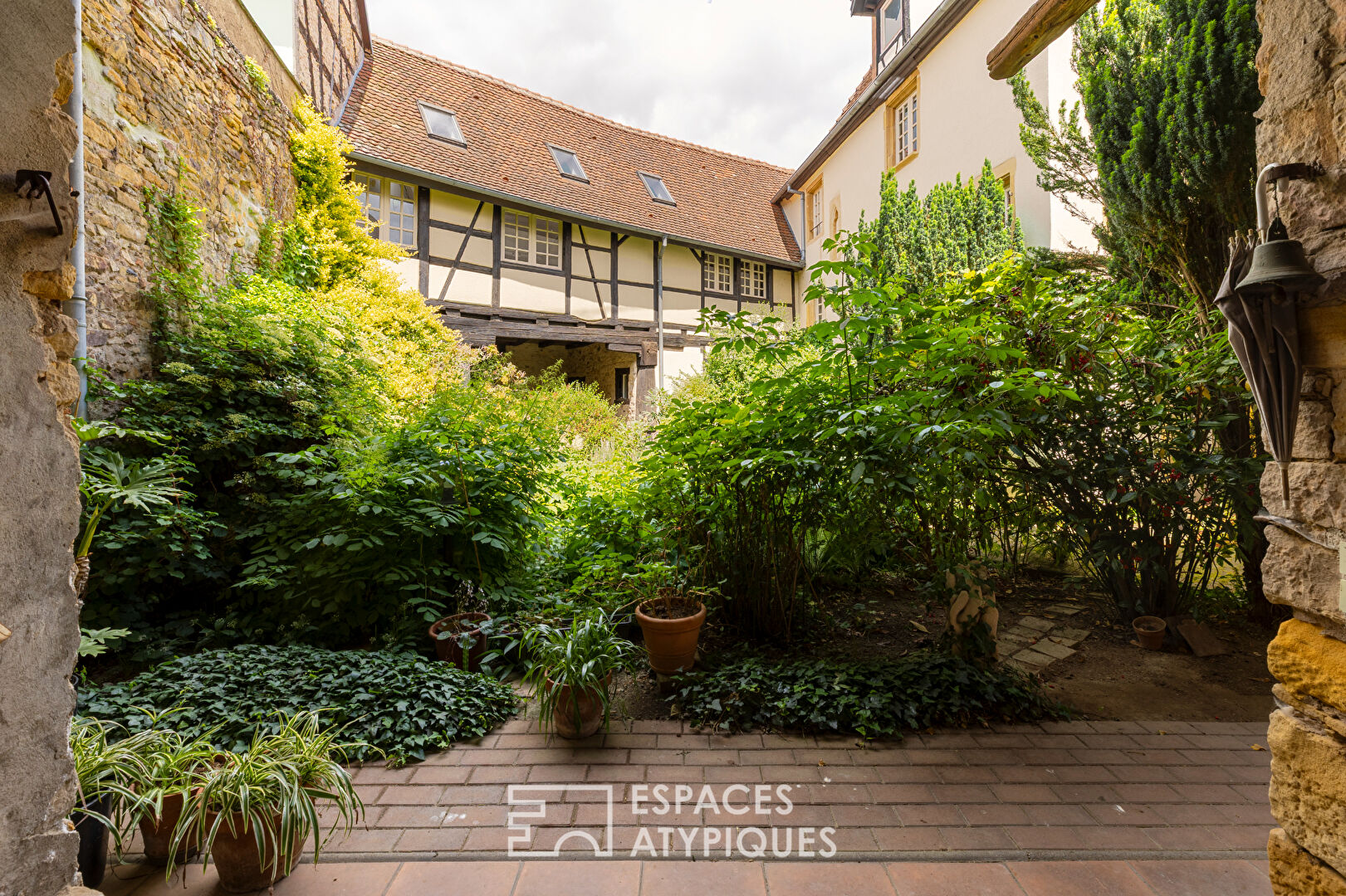 Agence immobilière de ESPACES ATYPIQUES STRASBOURG