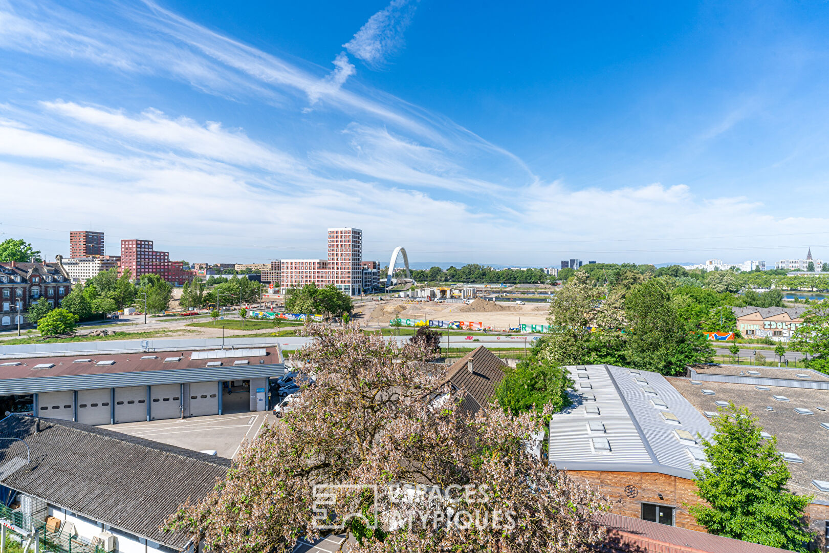 Photo Plateau brut à aménager dans une ancienne imprimerie image 5/6