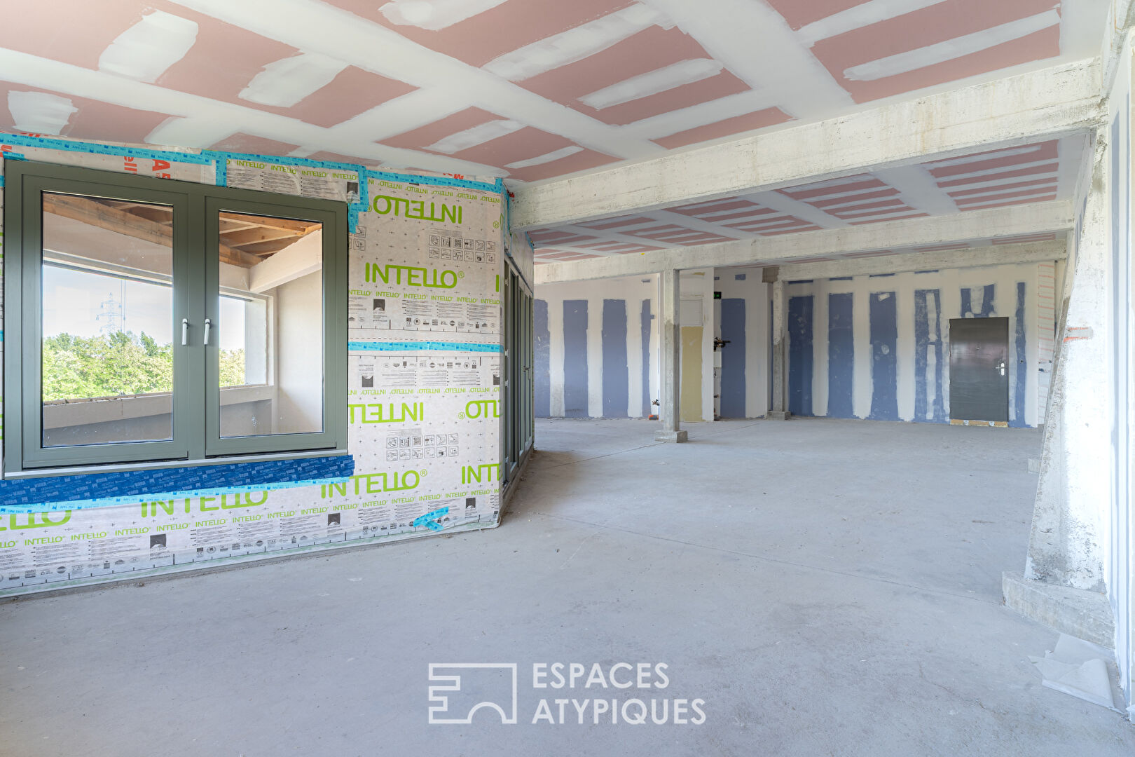 Photo Plateau brut à aménager dans une ancienne imprimerie image 6/6