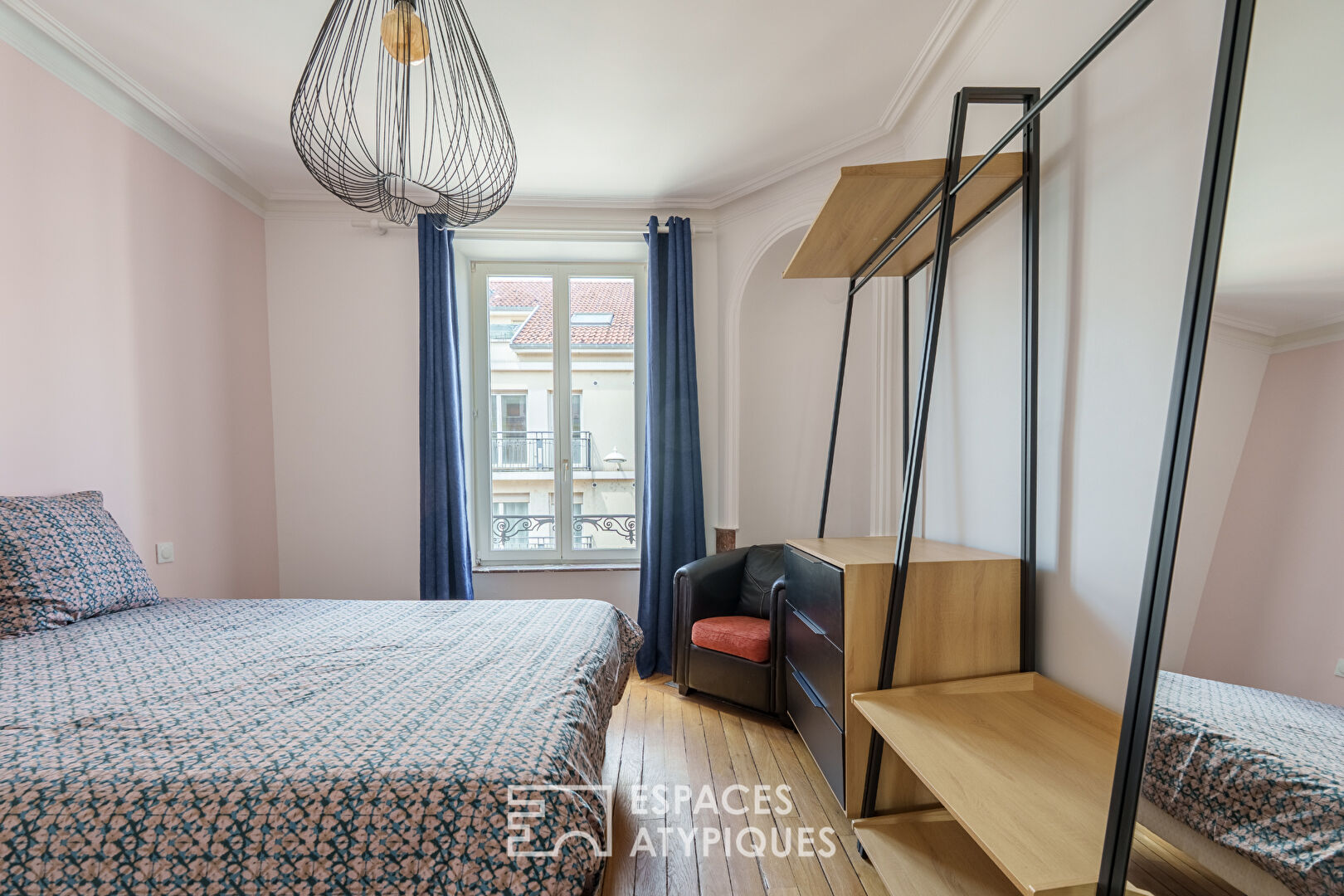 Photo Appartement de charme rénové en coeur de ville image 5/6