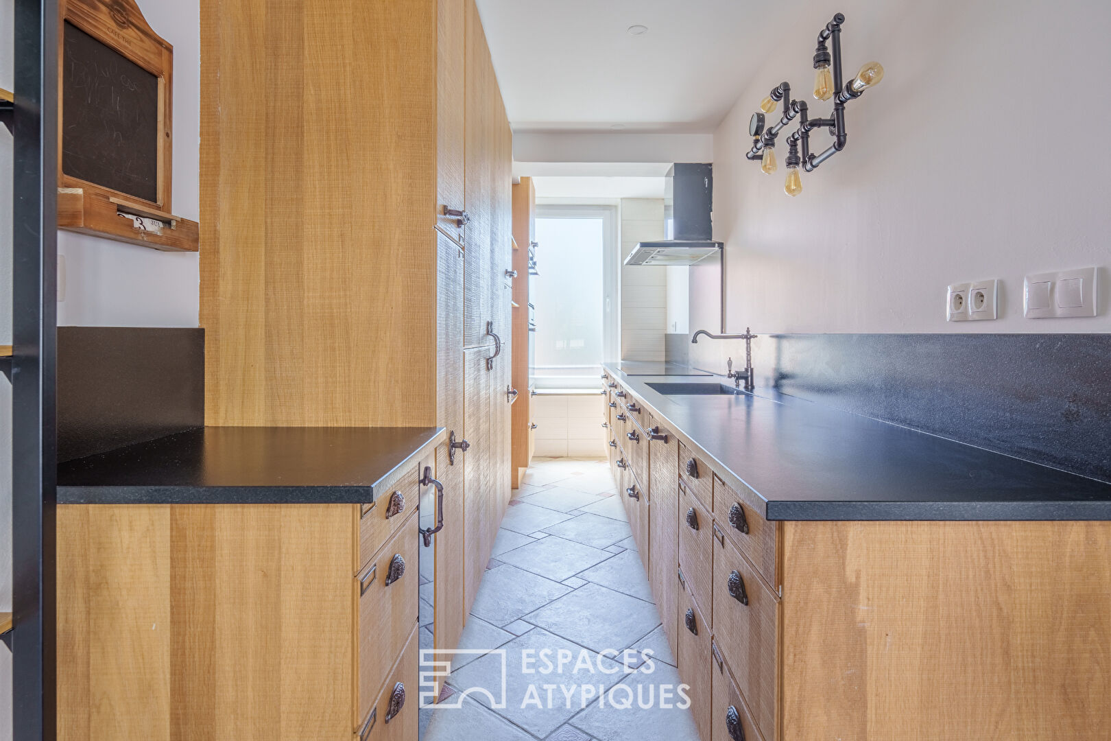 Photo Duplex de caractère sous les toits en coeur de ville image 4/6