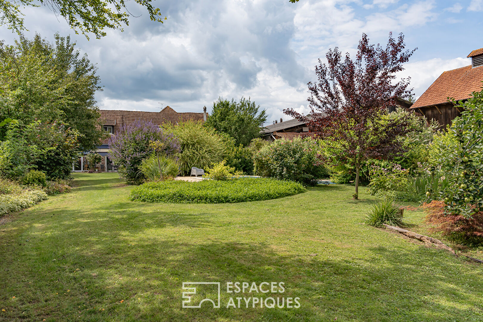 Photo Propriété de charme dans un corps de ferme rénové image 2/6