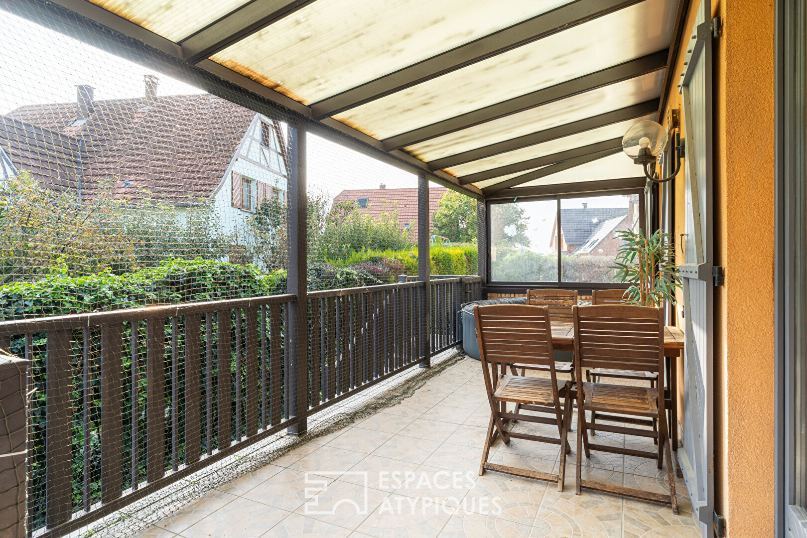 Photo Maison familiale et son jardin arboré image 5/6