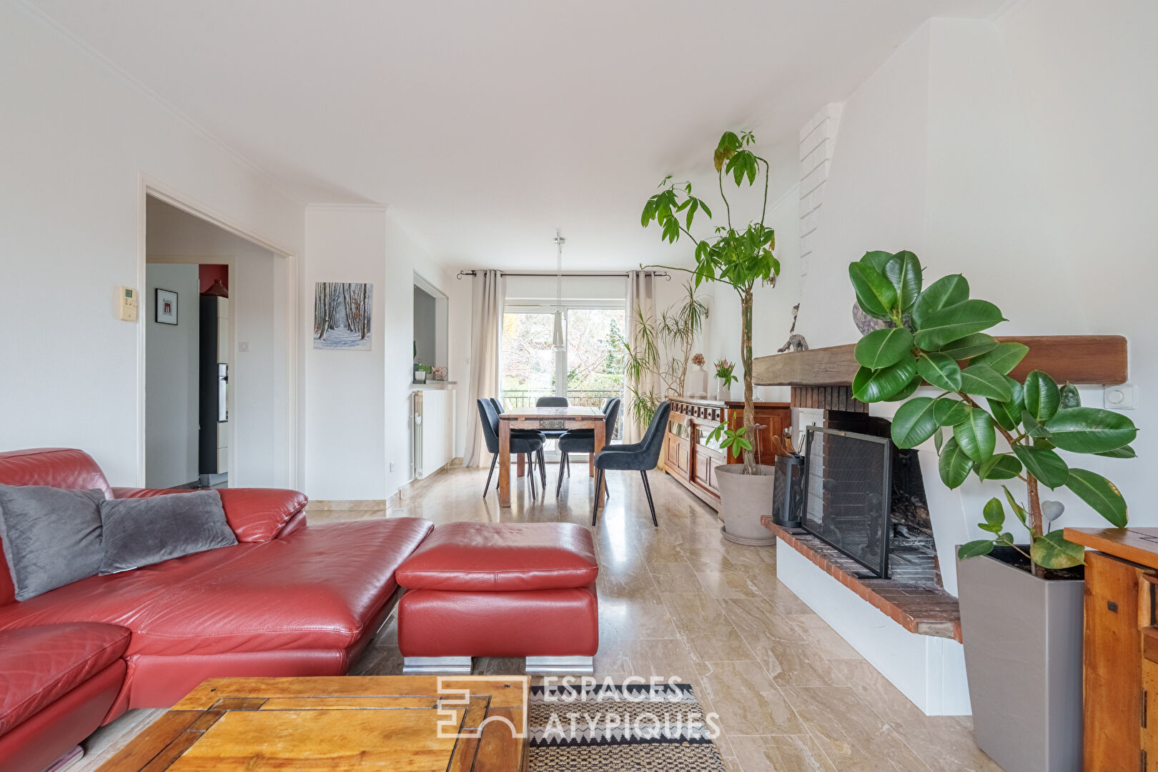 Photo Maison rénovée et ses terrasses sur les hauteurs de Saint-Max image 3/6