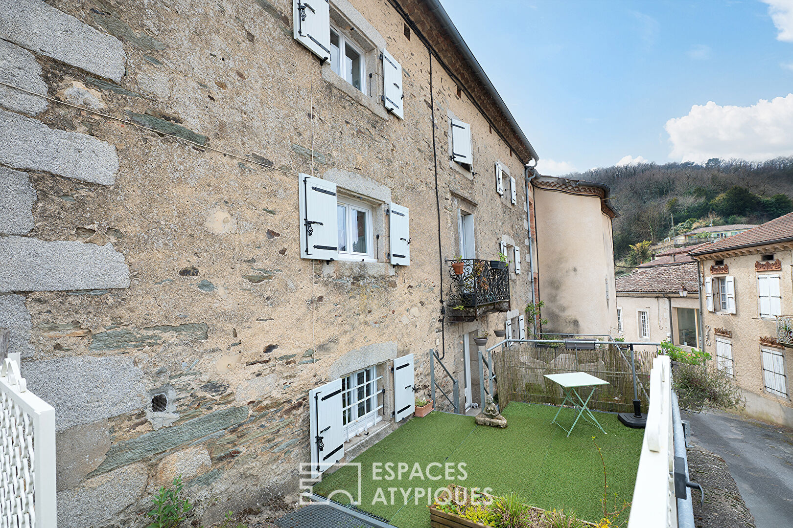 Maison en pierre sur le chemin de Saint-Jacques-de-Compostelle