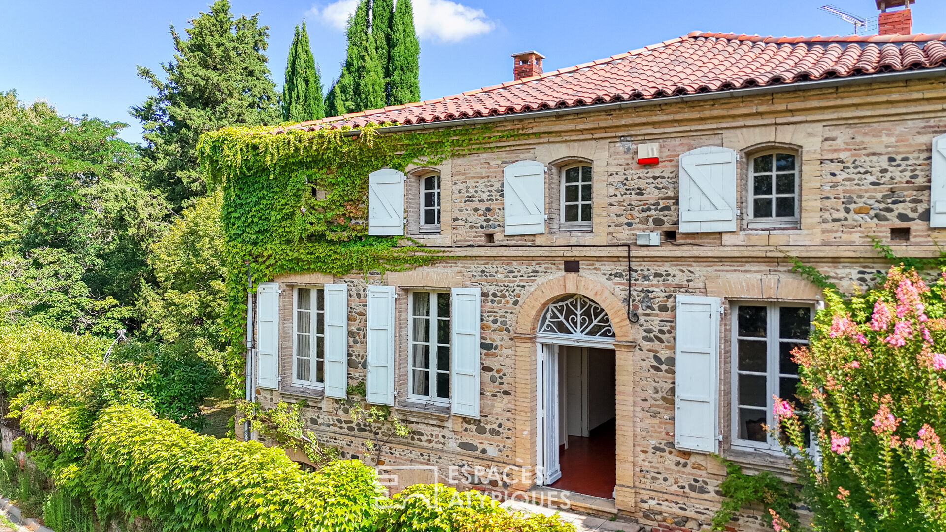 Maison occitane de caractère à réinventer à 35 min du centre de Toulouse