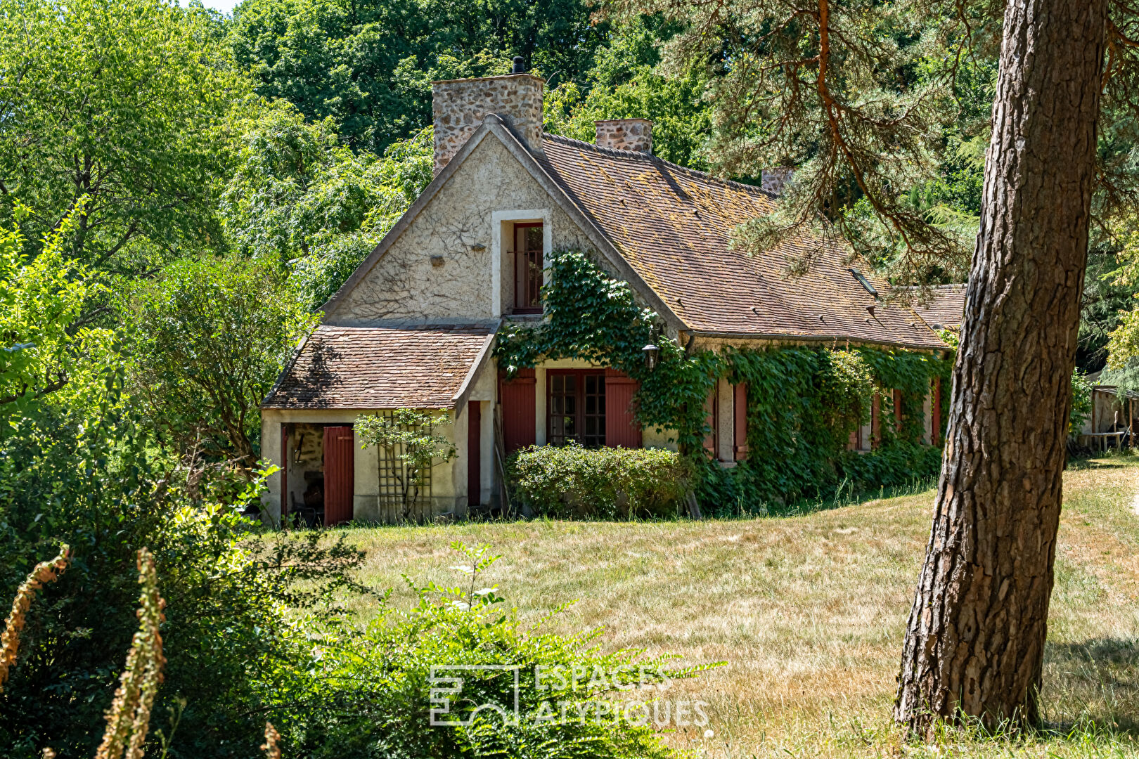 Photo L'Authentique La maison Rouge, un charme d'antan en pleine nature image 2/6
