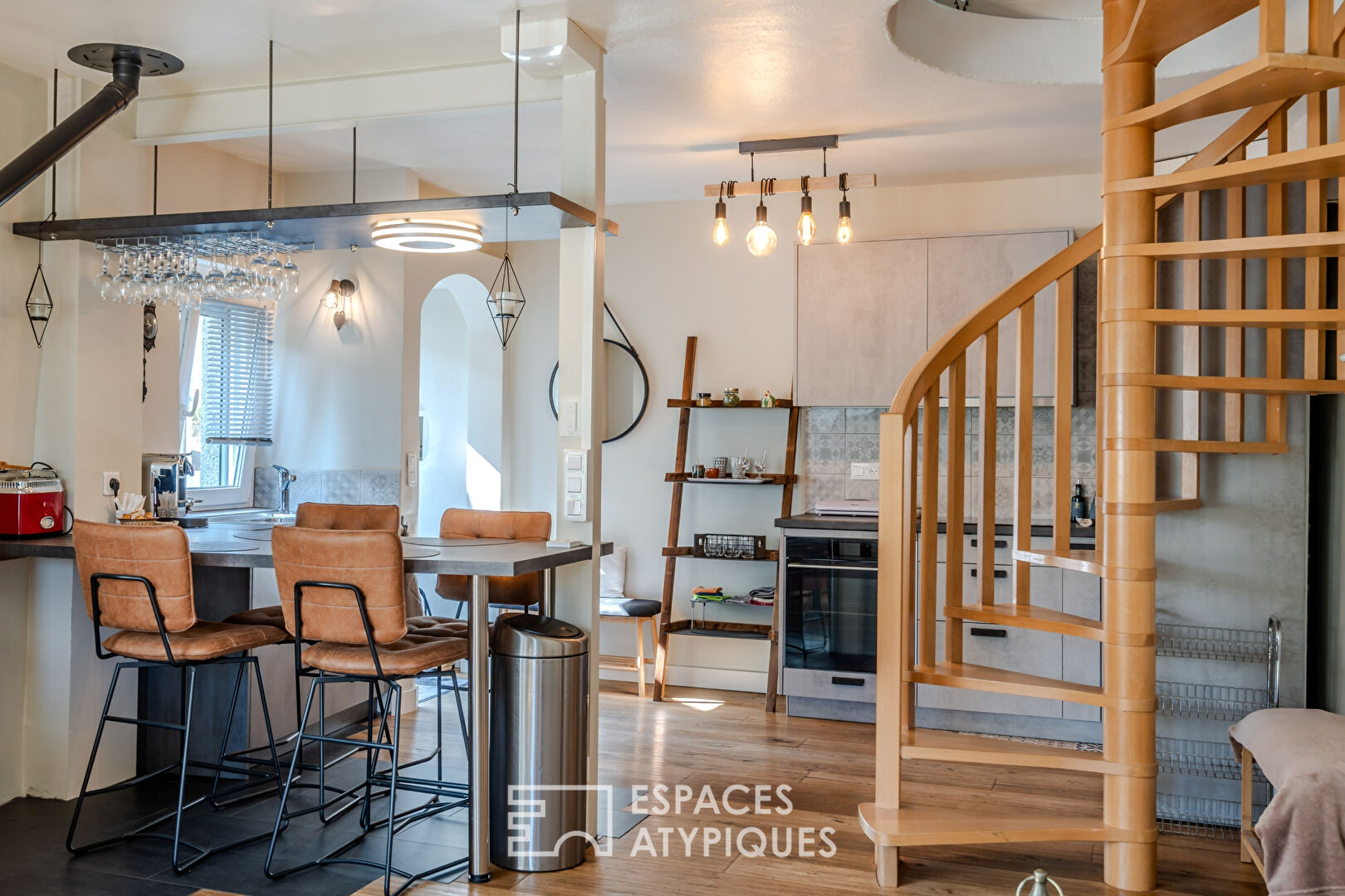 Agence immobilière de ESPACES ATYPIQUES ANNECY - ESPACES ATYPIQUES ANNECY