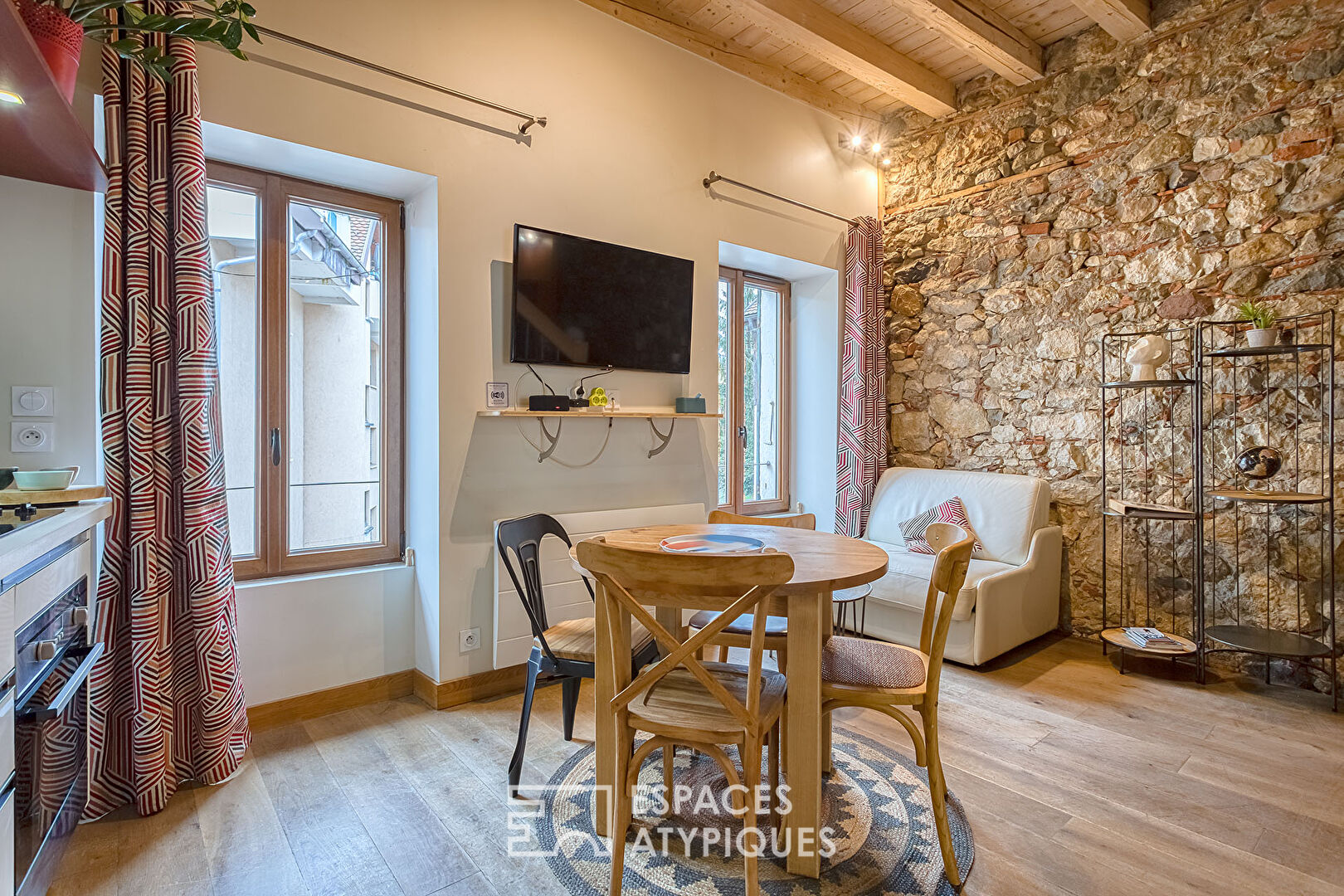 Agence immobilière de ESPACES ATYPIQUES ANNECY - ESPACES ATYPIQUES ANNECY