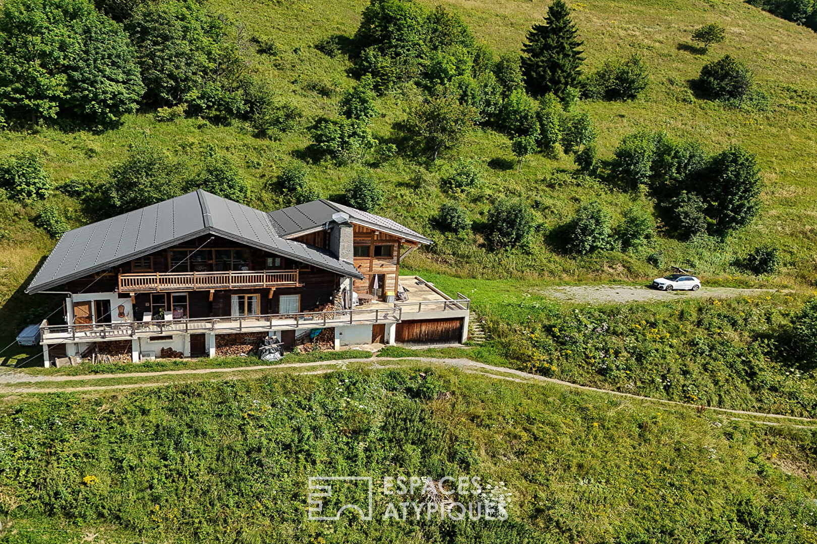 Agence immobilière de ESPACES ATYPIQUES ANNECY - ESPACES ATYPIQUES ANNECY