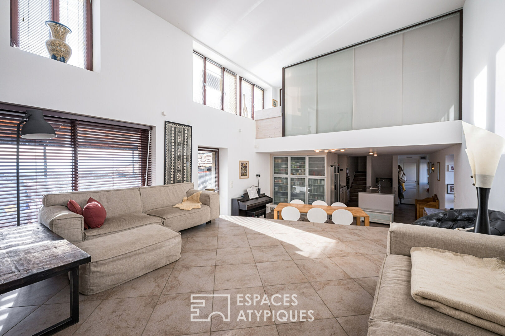 Agence immobilière de ESPACES ATYPIQUES ANNECY - ESPACES ATYPIQUES ANNECY