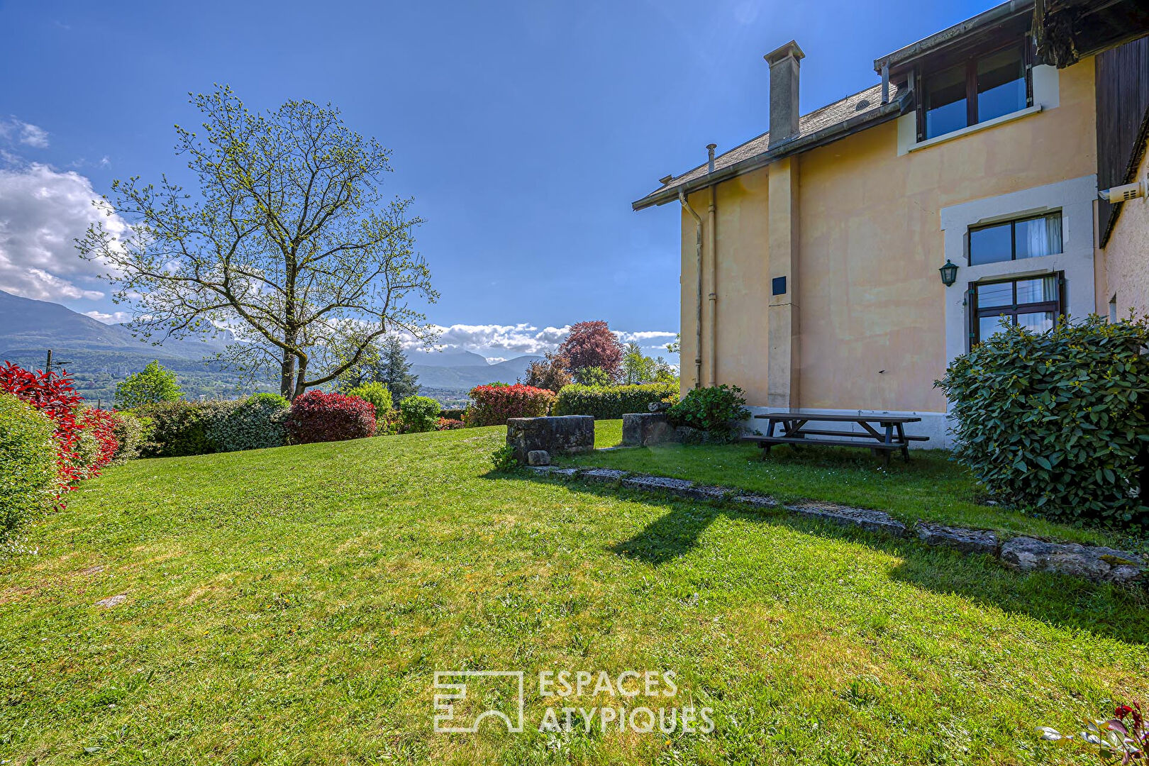 Agence immobilière de ESPACES ATYPIQUES ANNECY - ESPACES ATYPIQUES ANNECY