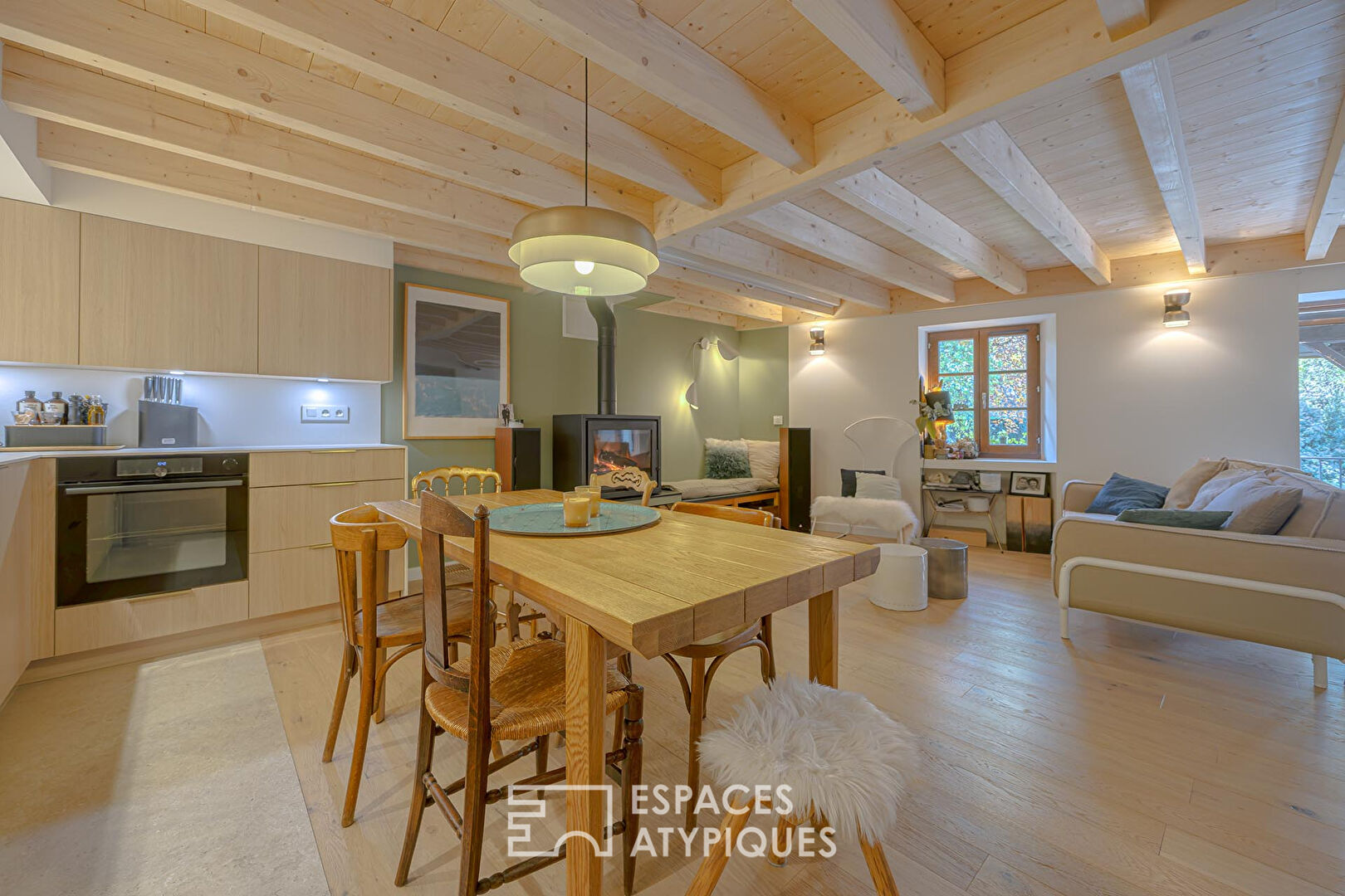 Agence immobilière de ESPACES ATYPIQUES ANNECY - ESPACES ATYPIQUES ANNECY